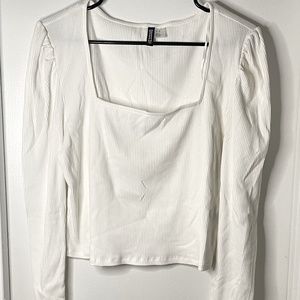 H&M Puffed Sleeved Top